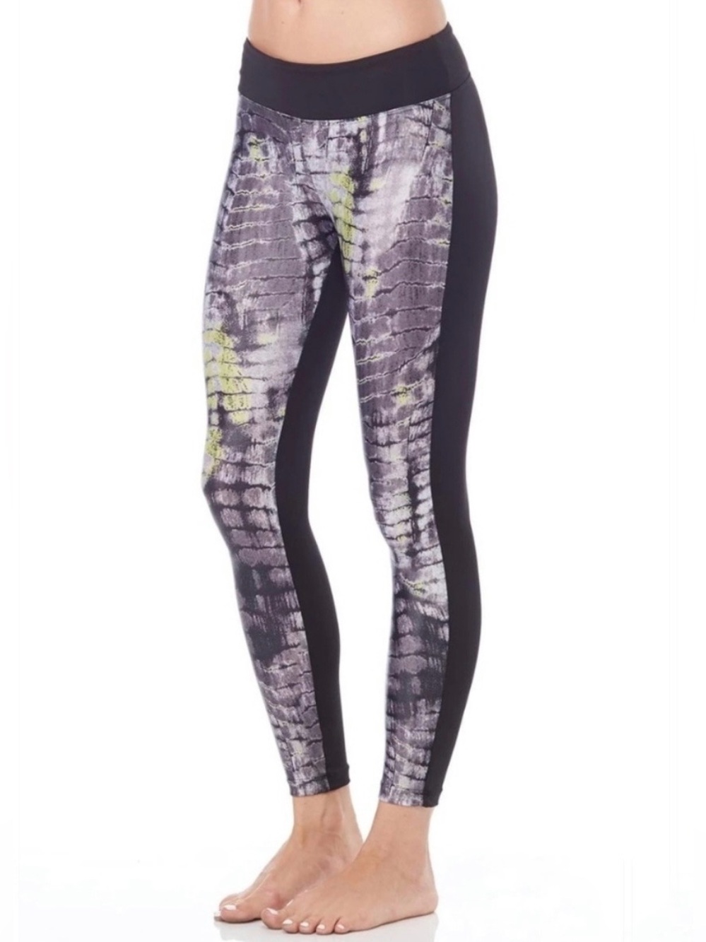 KORAL X BARRYS Black Emulate Sosaku Patterned Mid Rise Legging Active Size XS